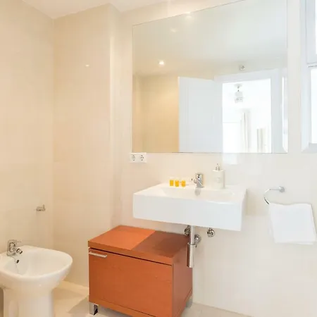 Tgh/ Beachfront And Center Marbella