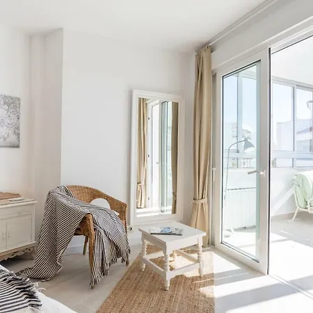 Apartment Tgh/ Beachfront And Center Marbella