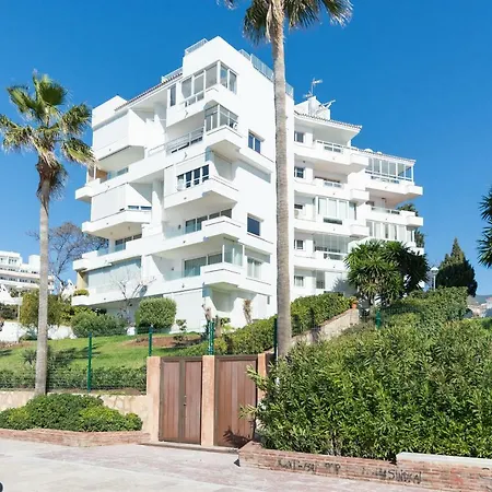 Tgh/ Beachfront And Center * Marbella