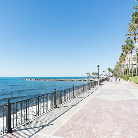 Tgh/ Beachfront And Center Apartment Marbella