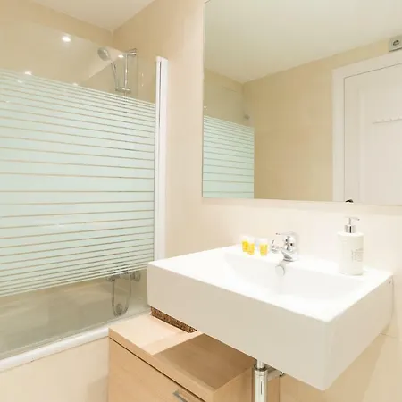Apartment Tgh/ Beachfront And Center Marbella